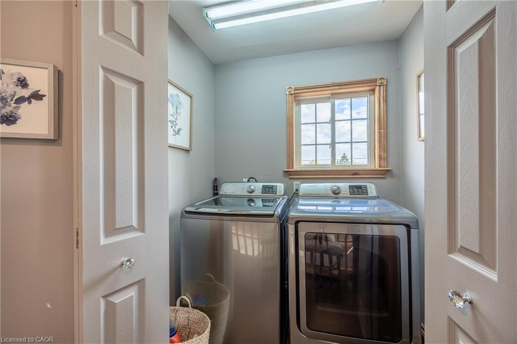 16 Chestnut Street, Port Rowan, ON - Indoor Photo Showing Laundry Room