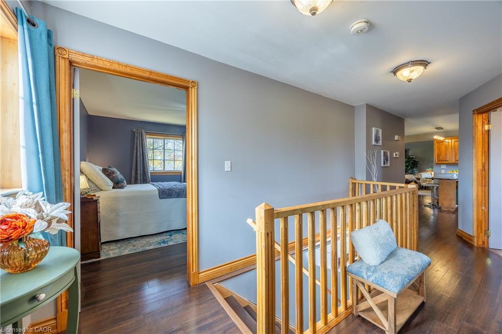 16 Chestnut Street, Port Rowan, ON - Indoor