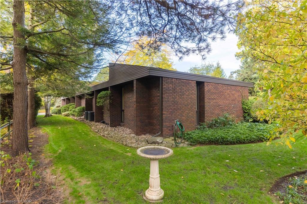 1168 Carey Road, Oakville, ON - Outdoor