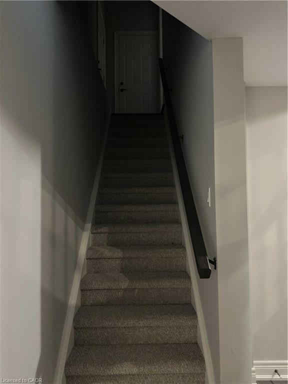 246 Springbrook Avenue, Ancaster, ON - Indoor Photo Showing Other Room