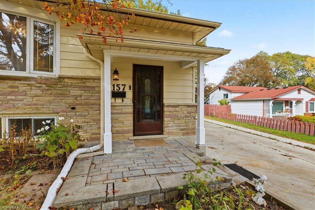 157 Pinedale Drive, Kitchener, ON - Outdoor