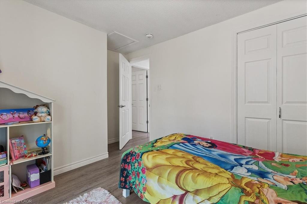 157 Pinedale Drive, Kitchener, ON - Indoor Photo Showing Bedroom