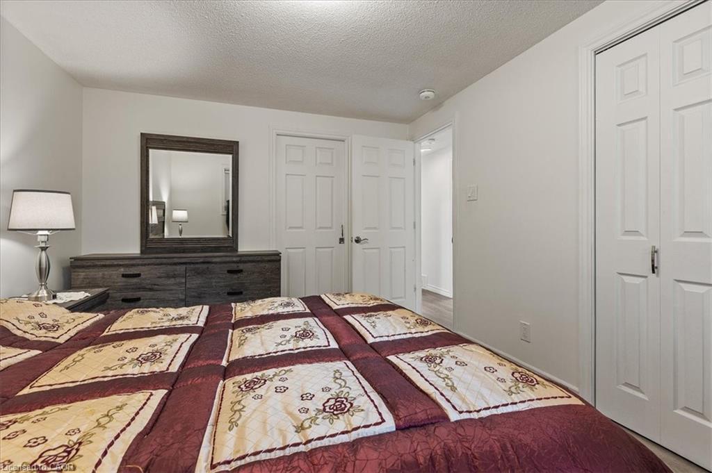 157 Pinedale Drive, Kitchener, ON - Indoor Photo Showing Bedroom