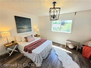 995 Elgin Street N, Cambridge, ON - Indoor Photo Showing Bedroom