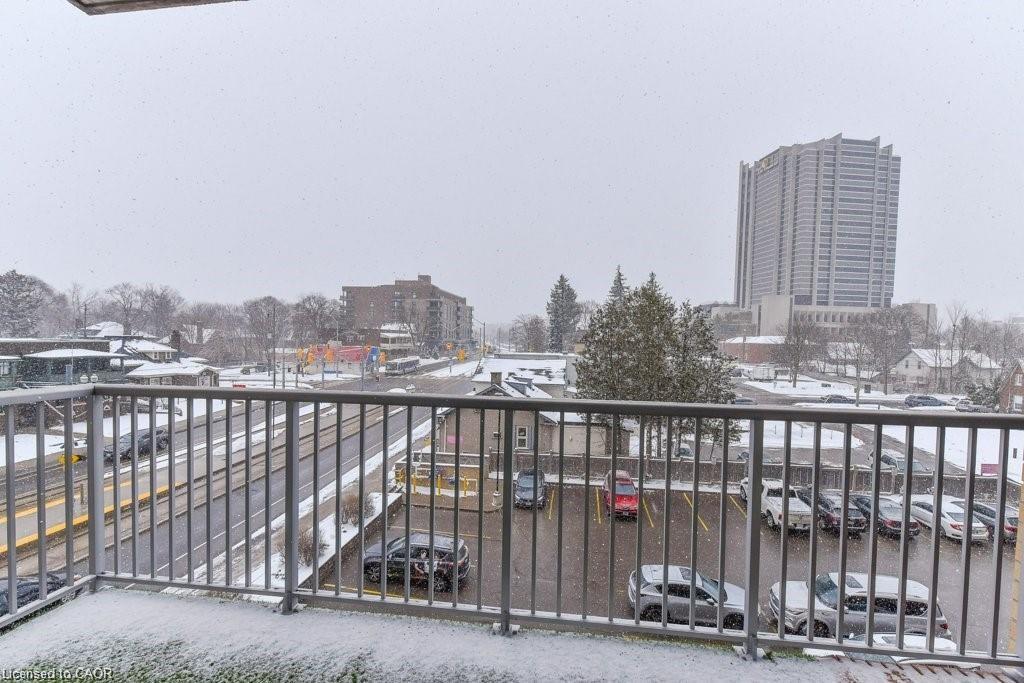 307-191 King Street S, Waterloo, ON - Outdoor