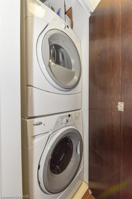 307-191 King Street S, Waterloo, ON - Indoor Photo Showing Laundry Room