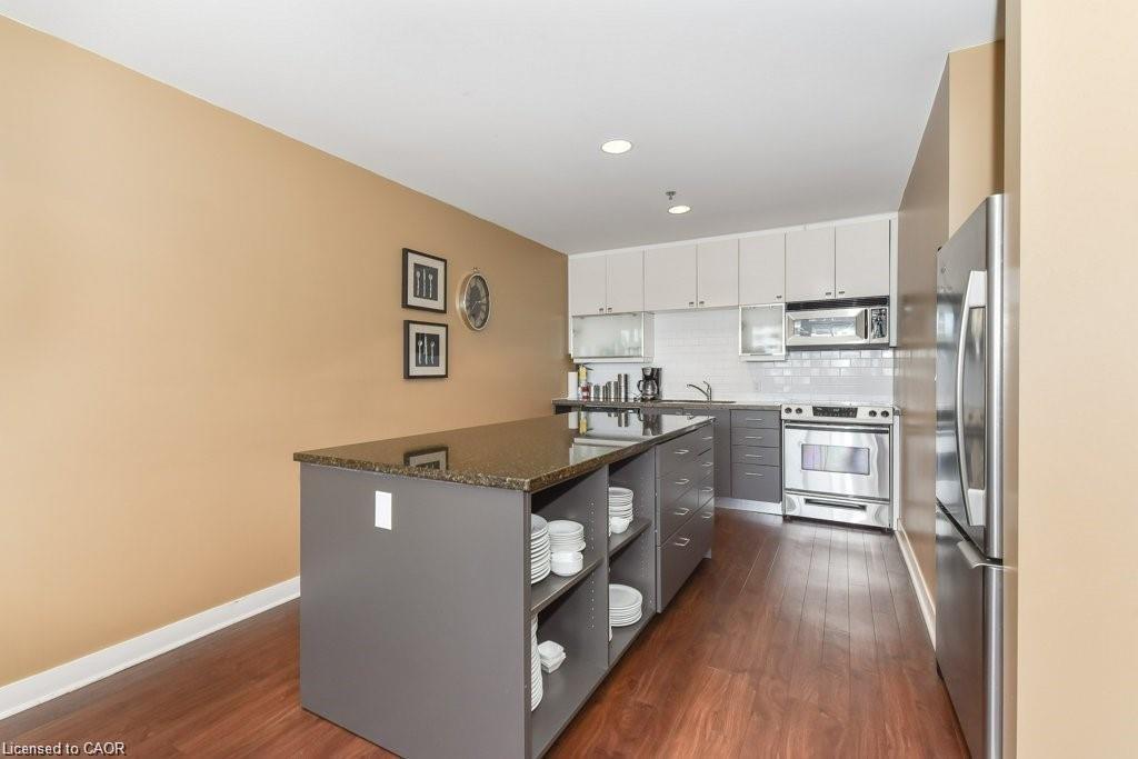 307-191 King Street S, Waterloo, ON - Indoor Photo Showing Kitchen With Stainless Steel Kitchen With Upgraded Kitchen