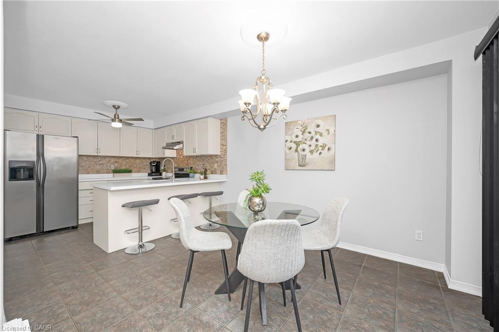 248 Hawkview Boulevard, Vaughan, ON - Indoor Photo Showing Dining Room