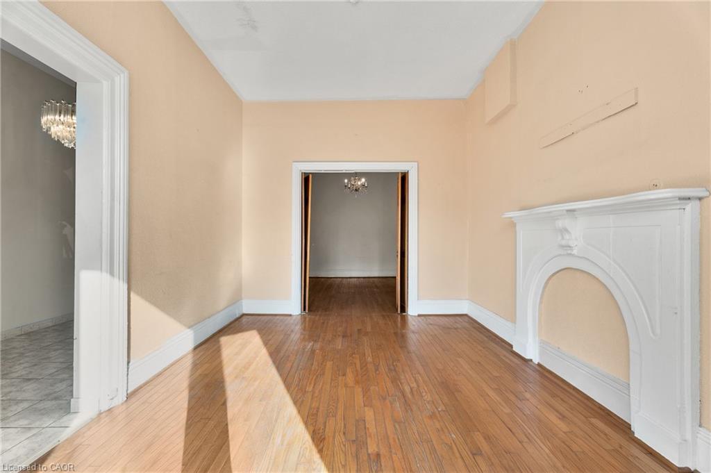 241 Robert Street, Hamilton, ON - Indoor