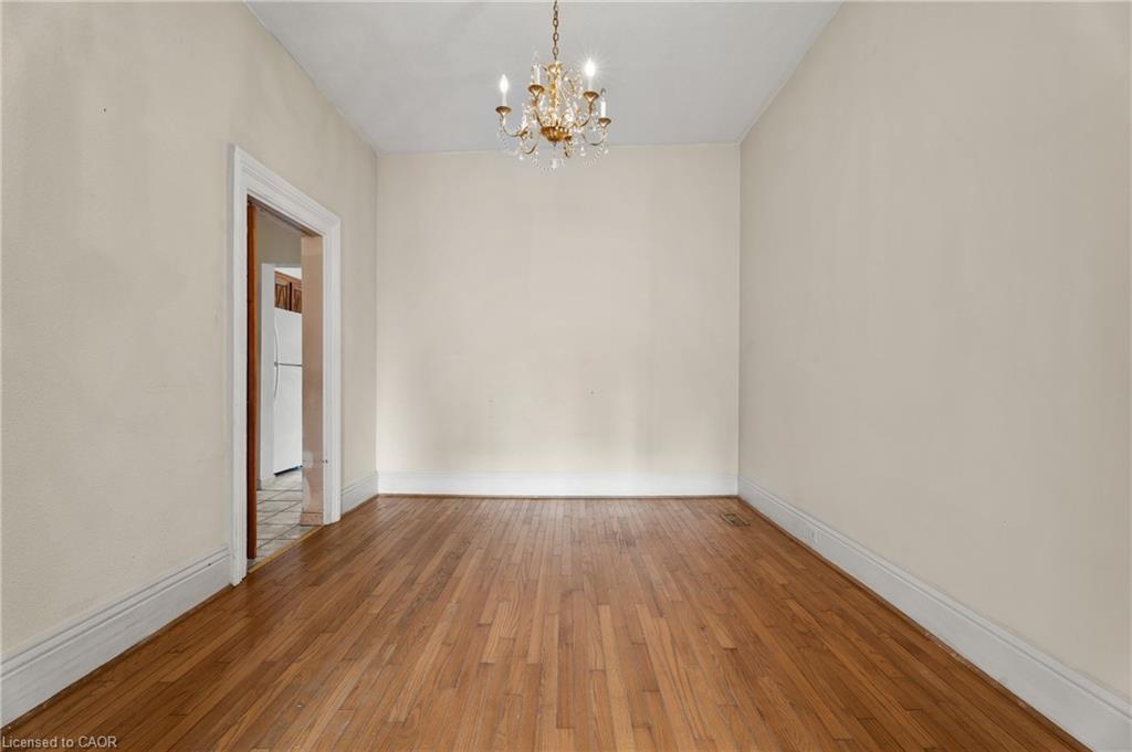 241 Robert Street, Hamilton, ON - Indoor Photo Showing Other Room