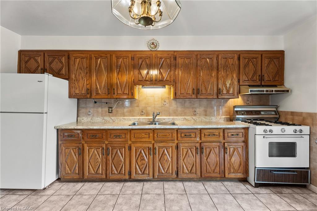 241 Robert Street, Hamilton, ON - Indoor Photo Showing Kitchen With Double Sink