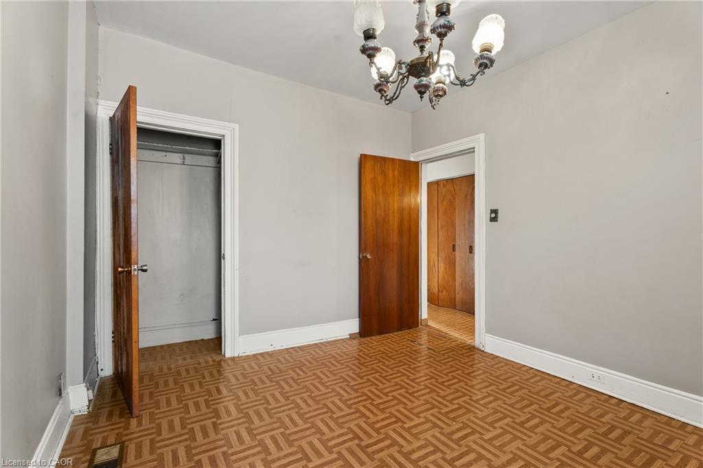 241 Robert Street, Hamilton, ON - Indoor Photo Showing Other Room