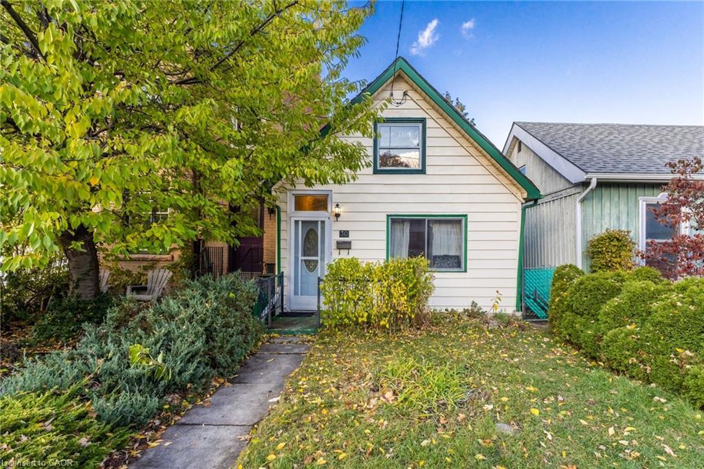 30 Chatham Street, Hamilton, ON - Outdoor