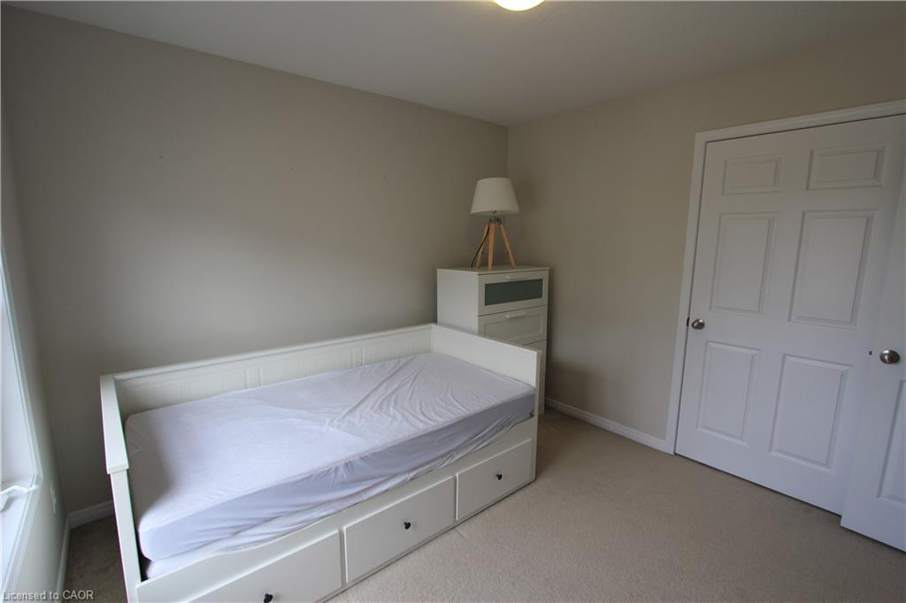 3E-255 Maitland Street, Kitchener, ON - Indoor Photo Showing Bedroom