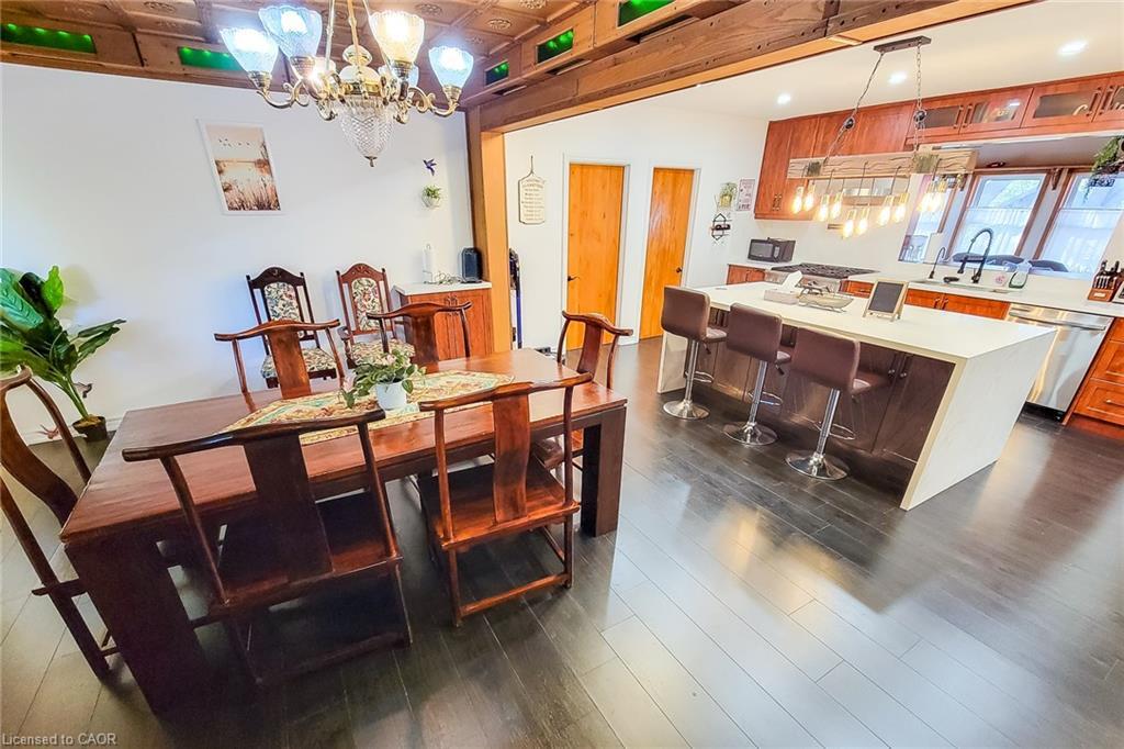 1423 Merrittville Highway, Welland, ON - Indoor Photo Showing Dining Room