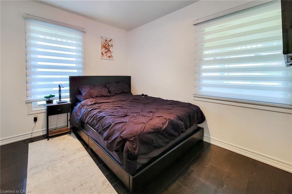 1423 Merrittville Highway, Welland, ON - Indoor Photo Showing Bedroom