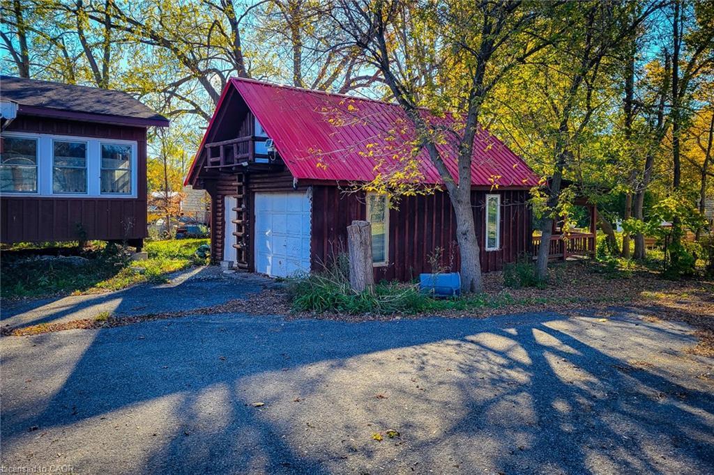 1423 Merrittville Highway, Welland, ON - Outdoor