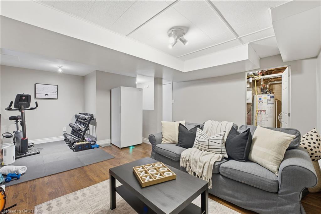 11 Hillbrook Crescent, Kitchener, ON - Indoor Photo Showing Gym Room