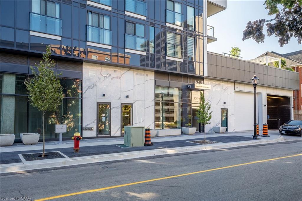 1805-370 Martha Street, Burlington, ON - Outdoor