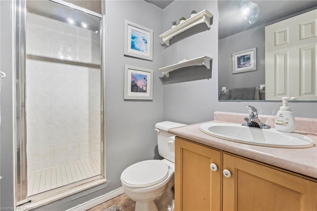 51-2531 Northampton Boulevard, Burlington, ON - Indoor Photo Showing Bathroom
