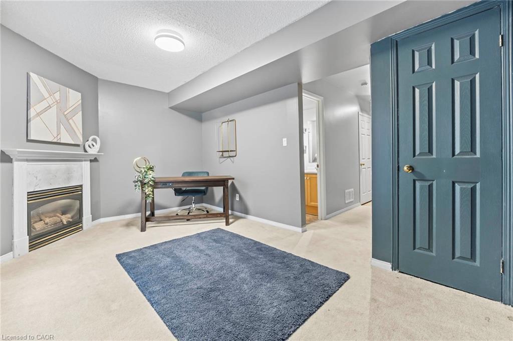 51-2531 Northampton Boulevard, Burlington, ON - Indoor With Fireplace