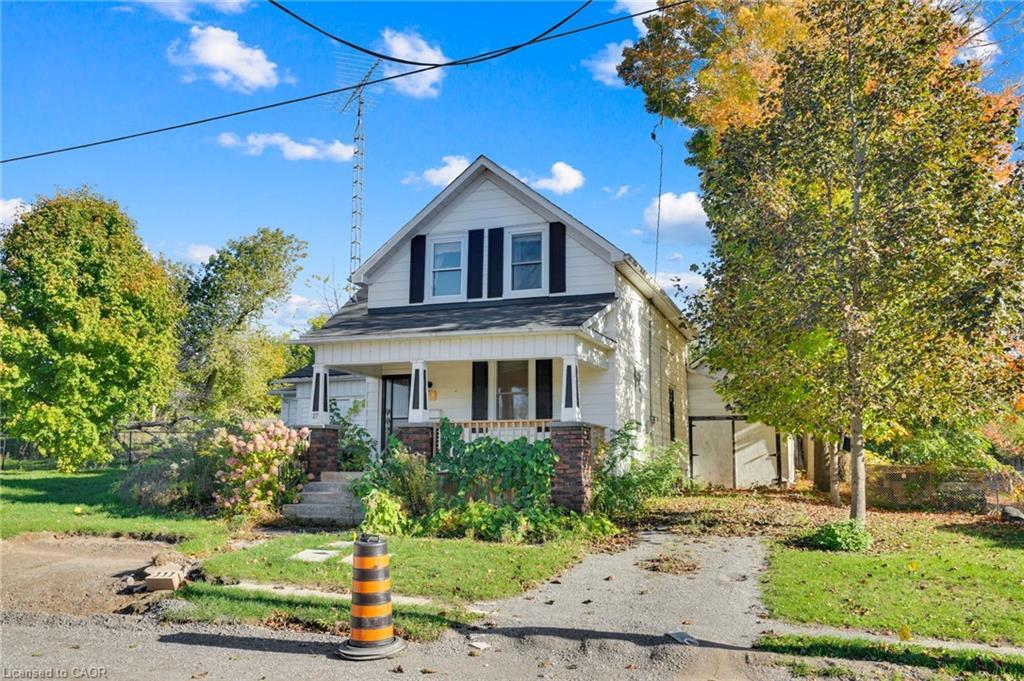 27 Wellington Street, Asphodel-Norwood Twp, ON - Outdoor With Deck Patio Veranda With Facade