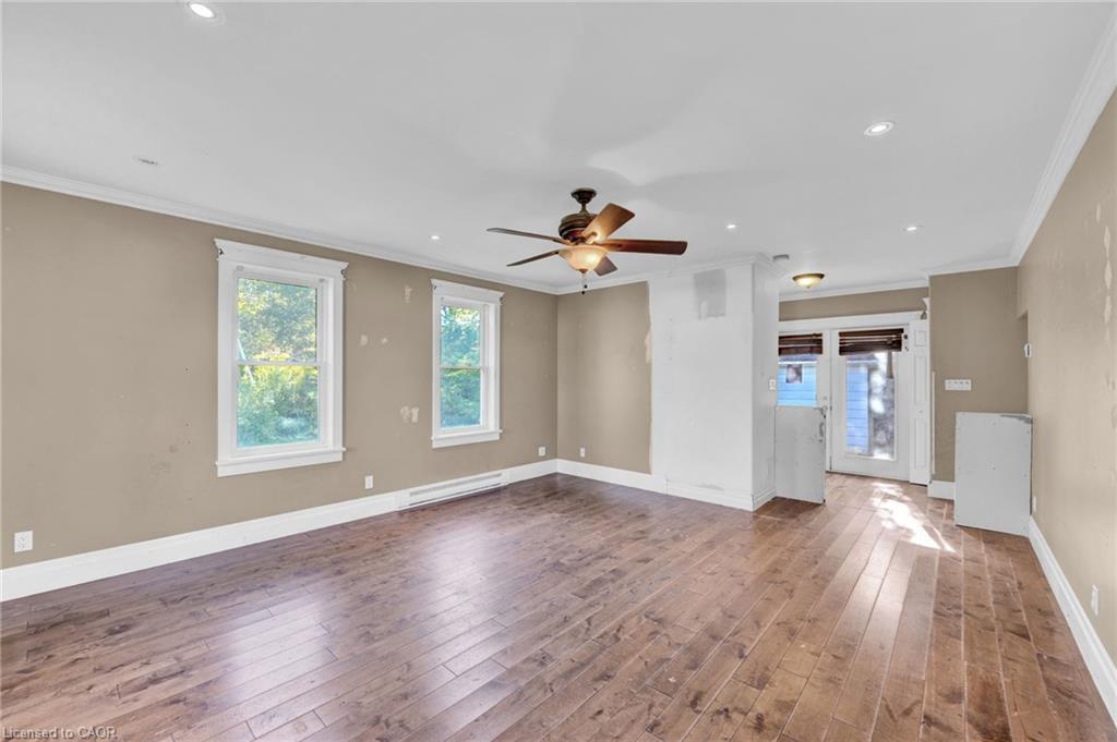 27 Wellington Street, Asphodel-Norwood Twp, ON - Indoor Photo Showing Other Room