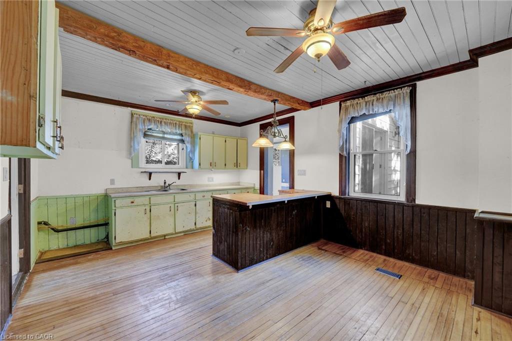 27 Wellington Street, Asphodel-Norwood Twp, ON - Indoor Photo Showing Kitchen