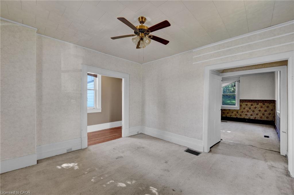 27 Wellington Street, Asphodel-Norwood Twp, ON - Indoor Photo Showing Other Room