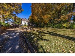 17 Mechanic Street W Waterford, ON N0E 1Y0