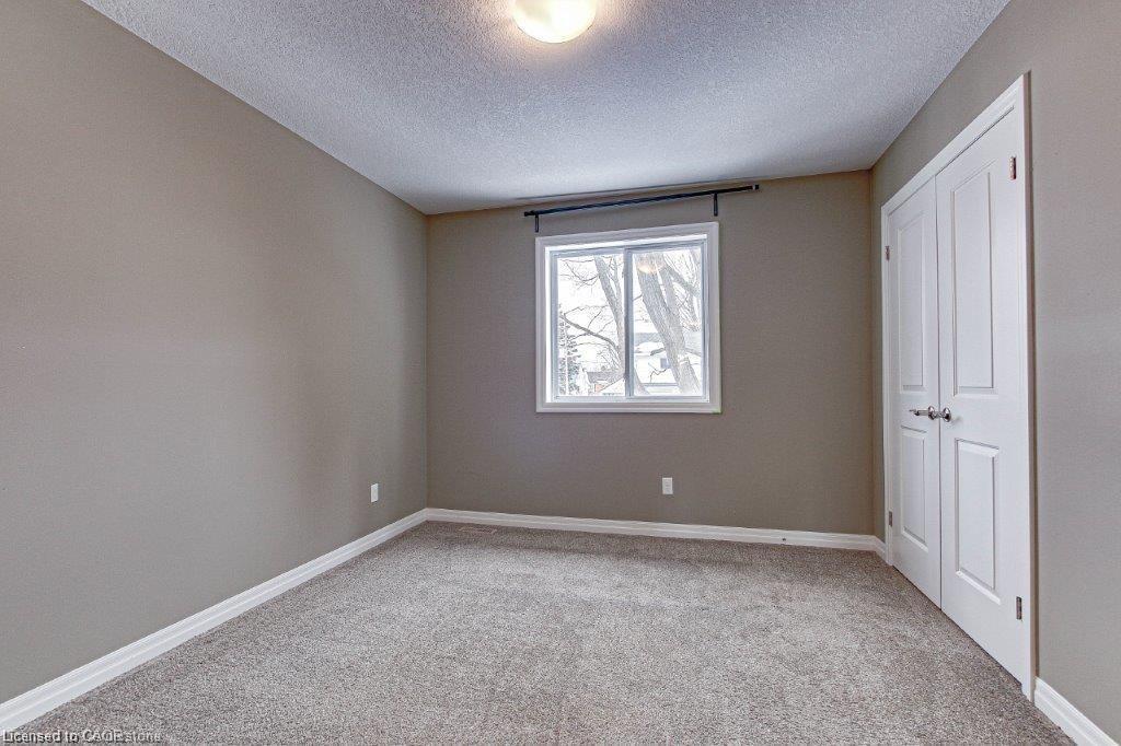 20-343 Huron Street, Woodstock, ON - Indoor Photo Showing Other Room