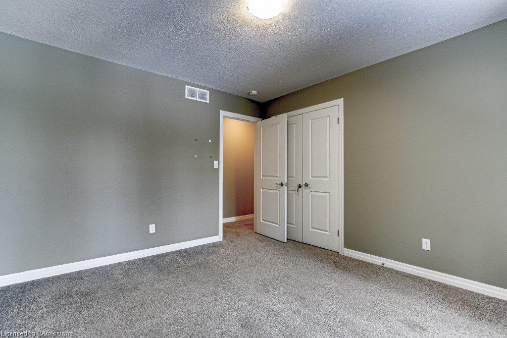 20-343 Huron Street, Woodstock, ON - Indoor Photo Showing Other Room