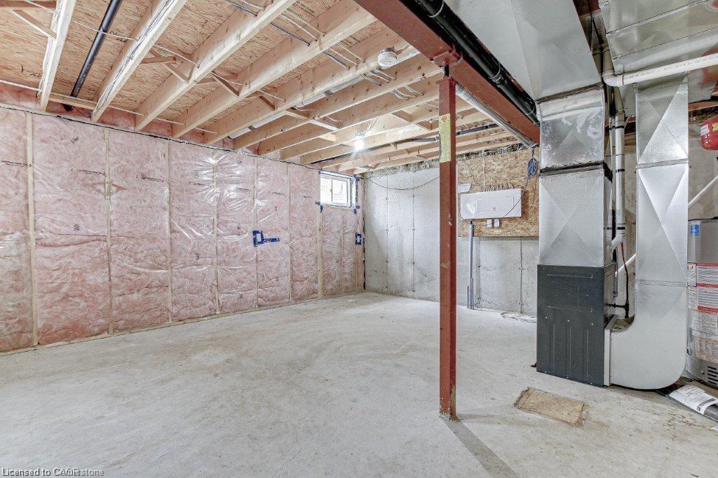 20-343 Huron Street, Woodstock, ON - Indoor Photo Showing Basement