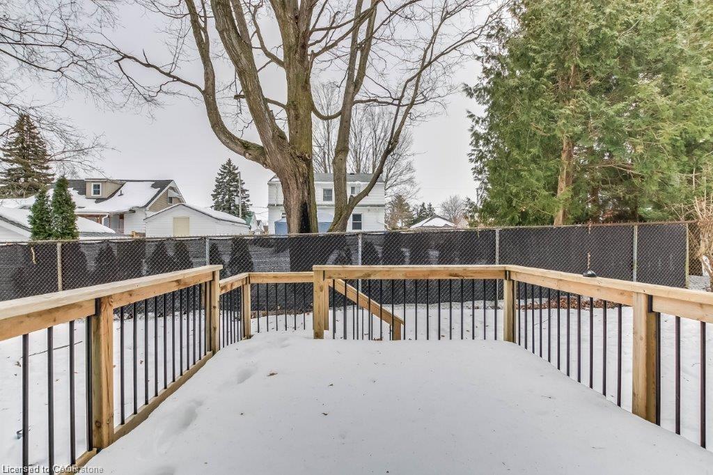 20-343 Huron Street, Woodstock, ON - Outdoor With Exterior