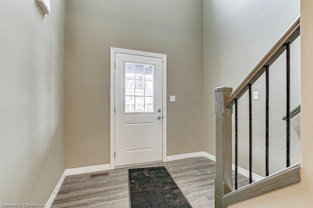 20-343 Huron Street, Woodstock, ON - Indoor Photo Showing Other Room