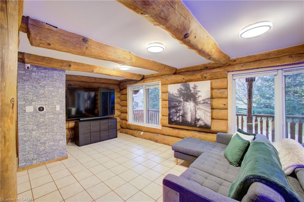 312302 Highway 6 Highway, Ayton, ON - Indoor Photo Showing Living Room