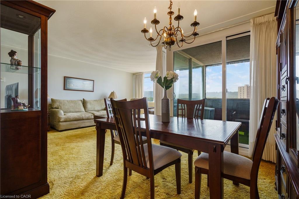 908-30 Harrisford Street, Hamilton, ON - Indoor Photo Showing Dining Room