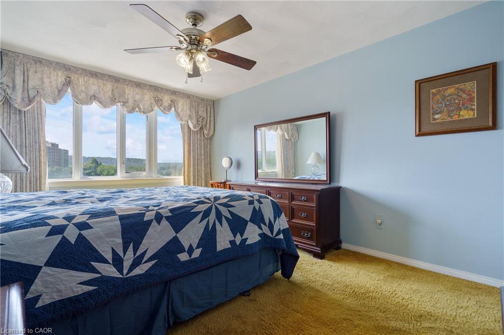 908-30 Harrisford Street, Hamilton, ON - Indoor Photo Showing Bedroom