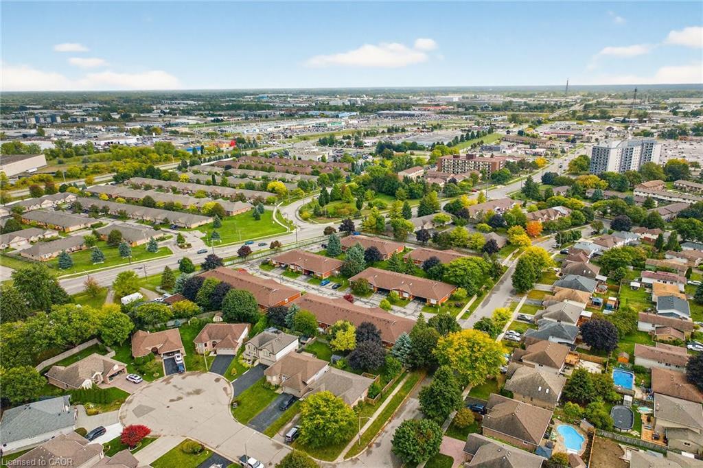 2-20 Courtland Drive, Brantford, ON - Outdoor With View