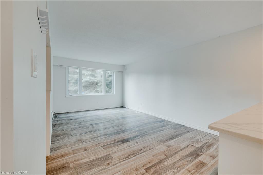 Upper Level-595 Pioneer Drive, Kitchener, ON - Indoor Photo Showing Other Room