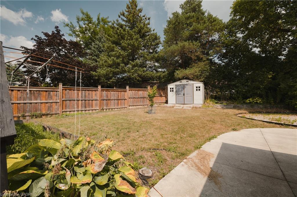 Upper Level-595 Pioneer Drive, Kitchener, ON - Outdoor