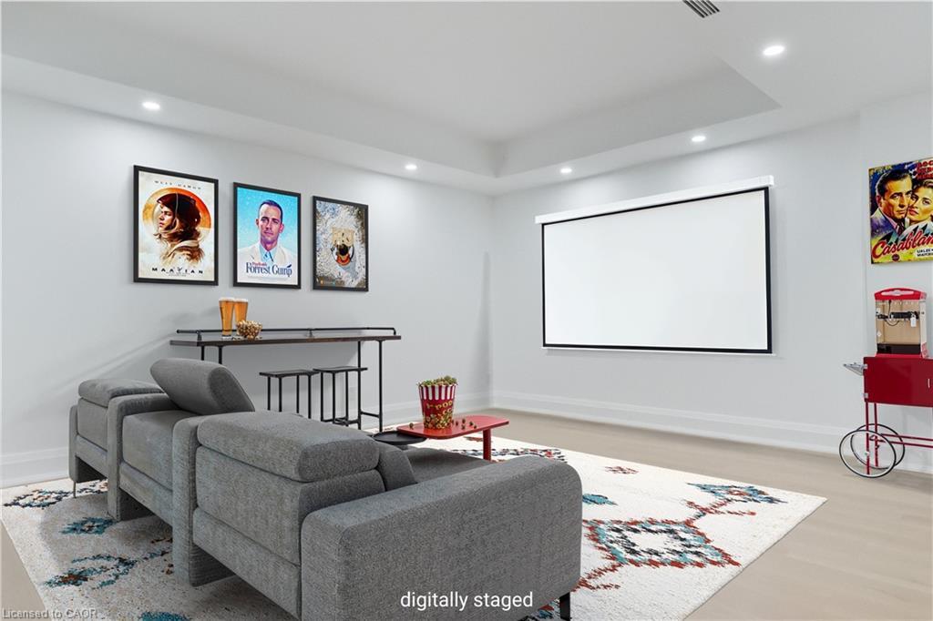 103-40 Old Mill Road, Oakville, ON - Indoor Photo Showing Other Room