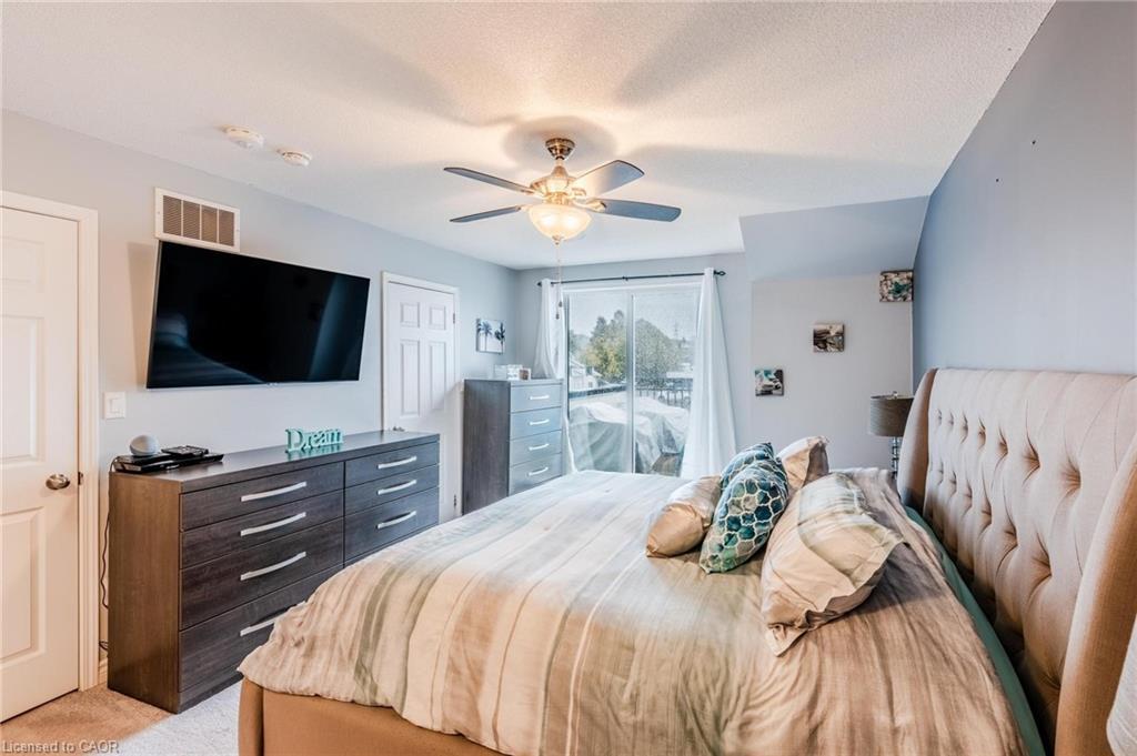 4 Dunsley Way, Whitby, ON - Indoor Photo Showing Bedroom