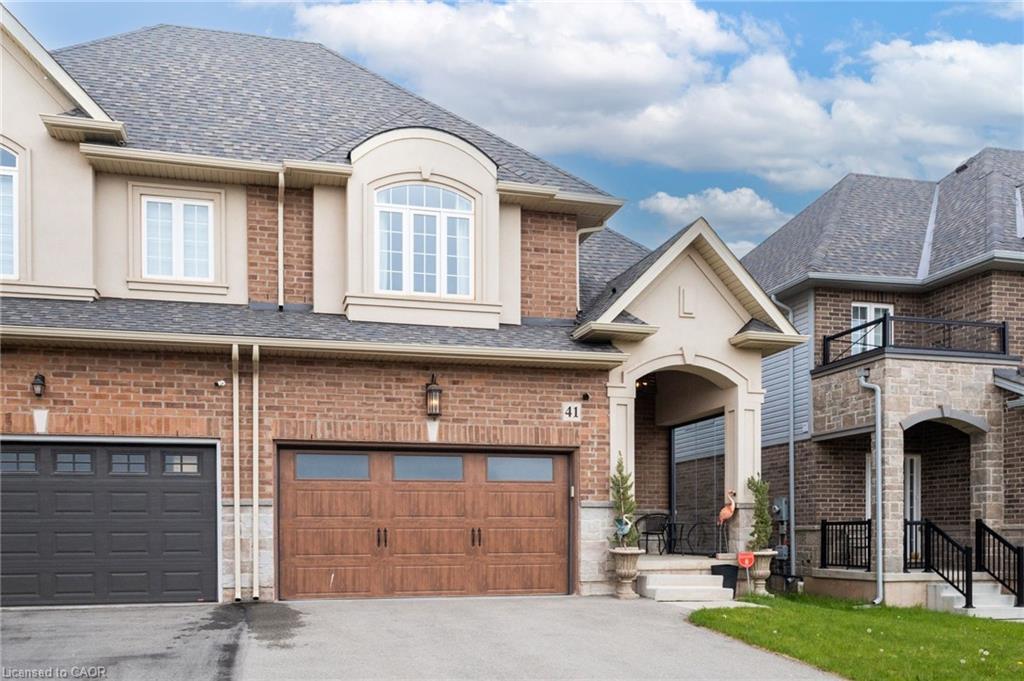41 Foothills Lane, Stoney Creek, ON - Outdoor With Facade