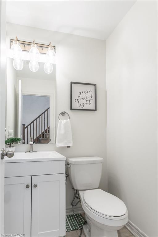 41 Foothills Lane, Stoney Creek, ON - Indoor Photo Showing Bathroom
