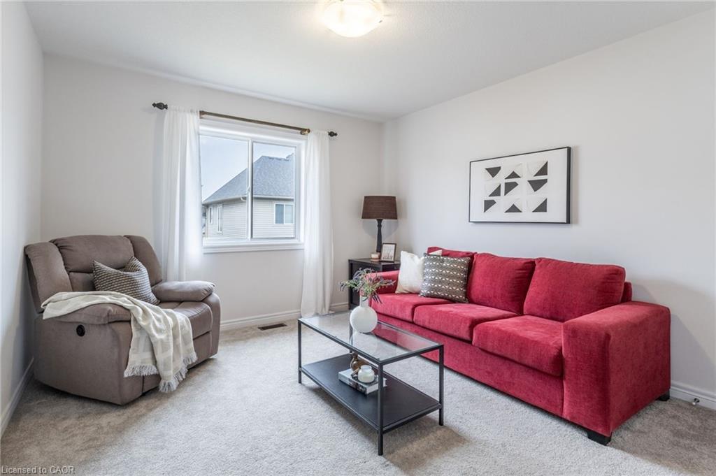 41 Foothills Lane, Stoney Creek, ON - Indoor Photo Showing Living Room