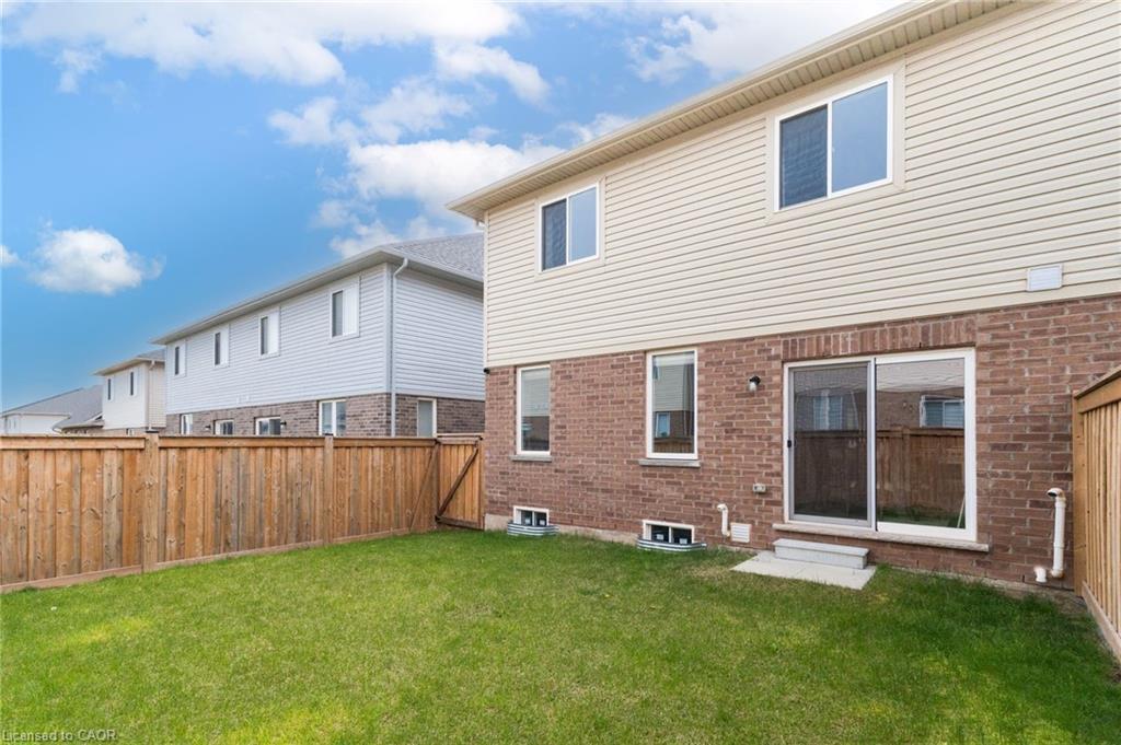 41 Foothills Lane, Stoney Creek, ON - Outdoor With Exterior