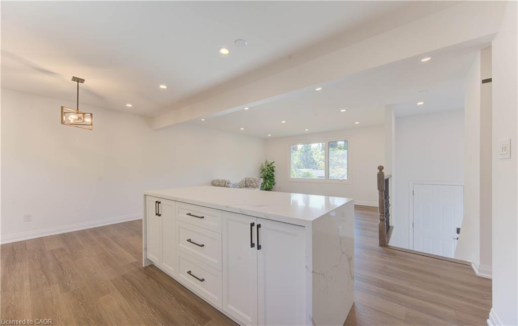 90 Culpepper Drive, Waterloo, ON - Indoor