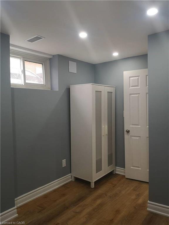 46 Sharon Court, Brampton, ON - Indoor Photo Showing Other Room