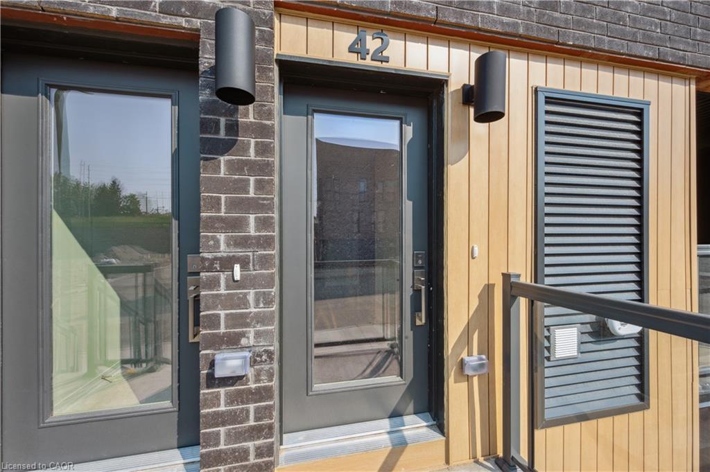 42 Urbane Boulevard, Kitchener, ON - Outdoor With Exterior
